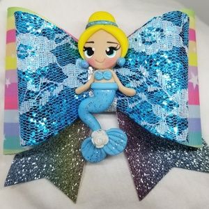 New handmade mermaid hairbow